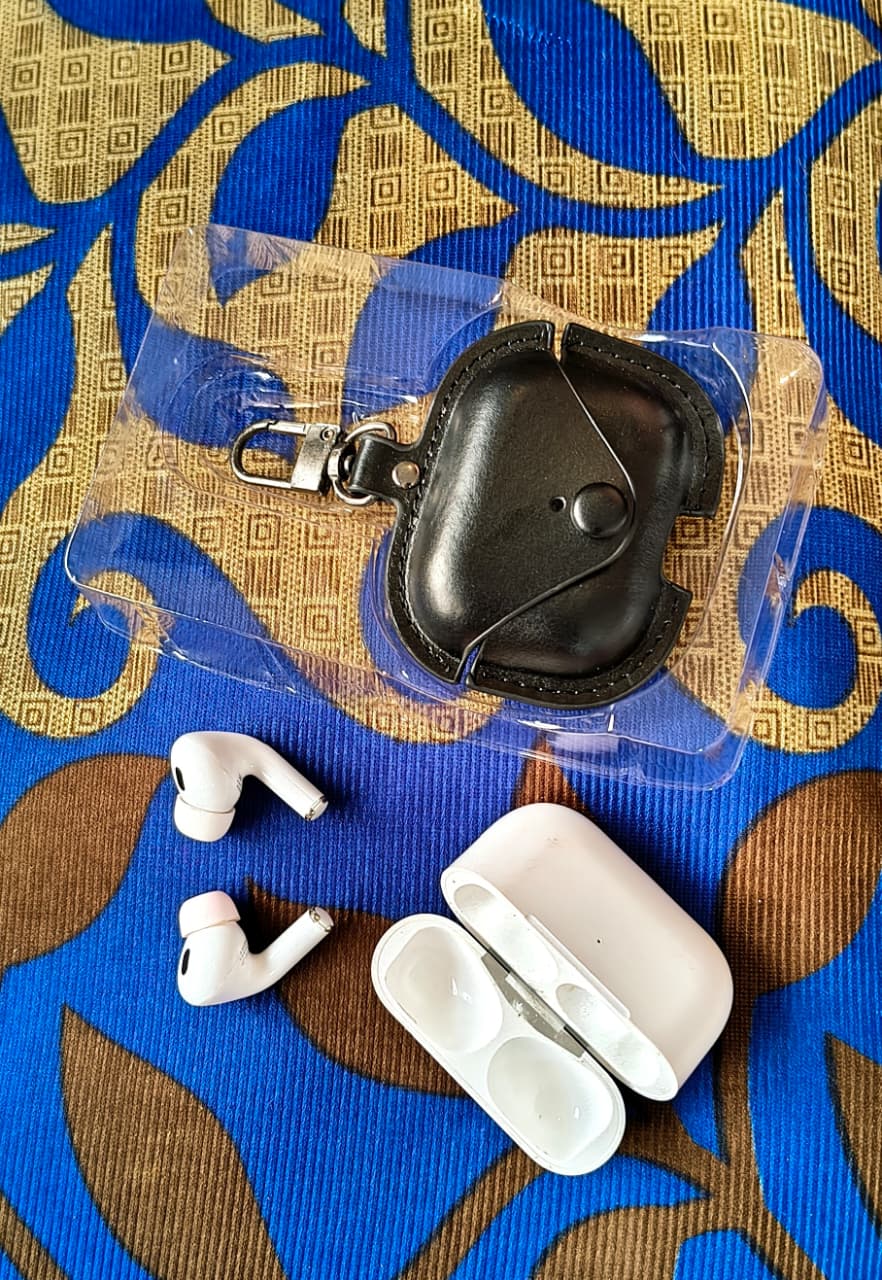 airpods pro 2+leather cover+7 day return+combo offer